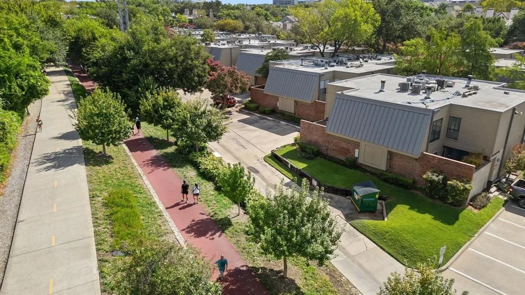 3929 Buena Vista Street, #F