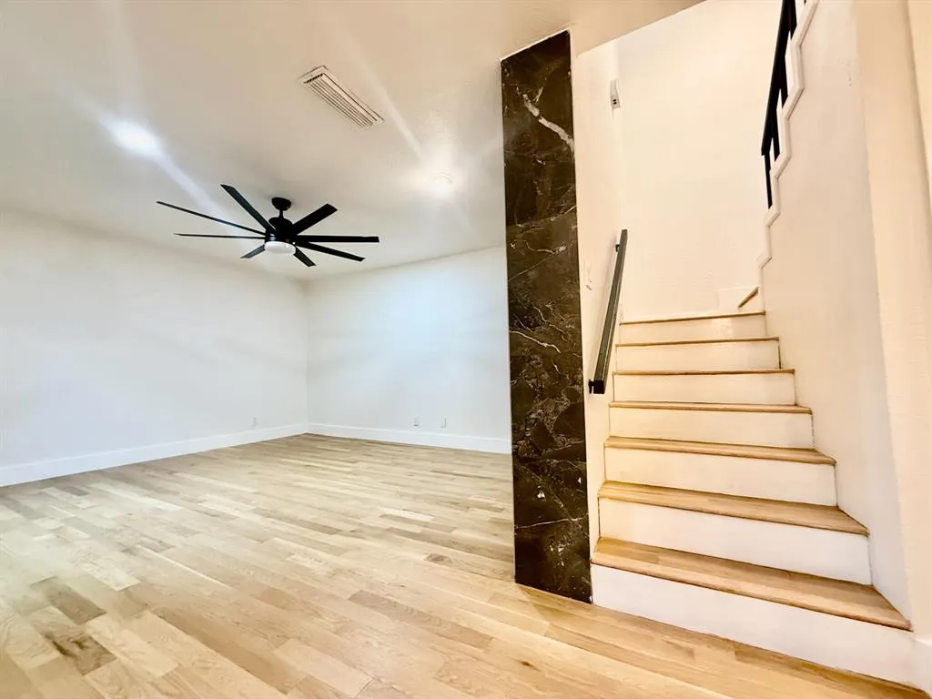 3929 Buena Vista Street, #F