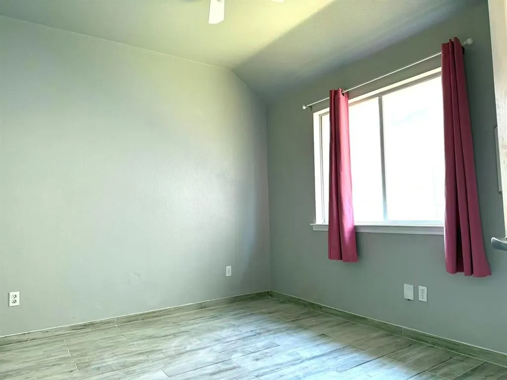 9921 Tanglebrush Drive