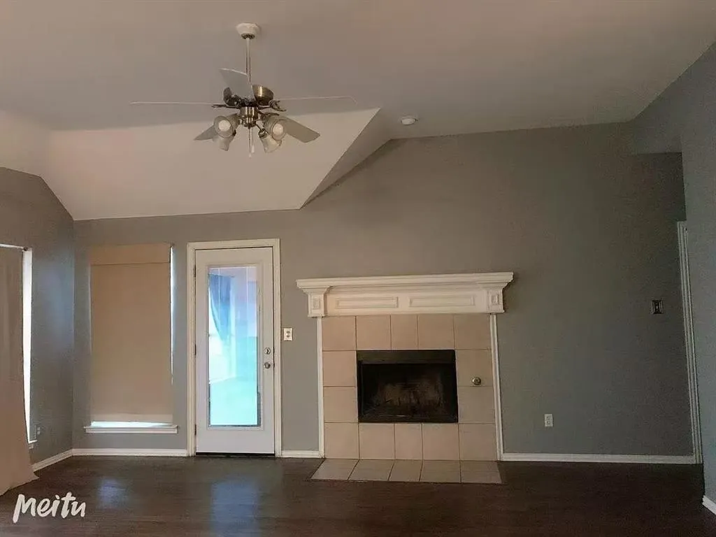 9921 Tanglebrush Drive