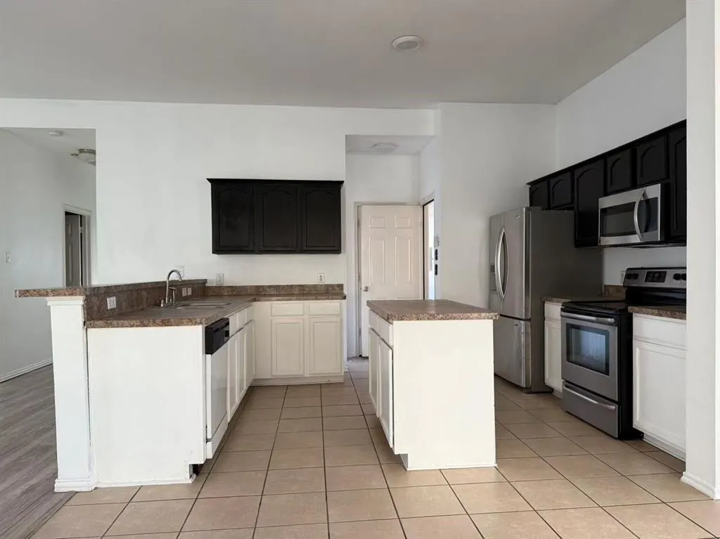 9921 Tanglebrush Drive