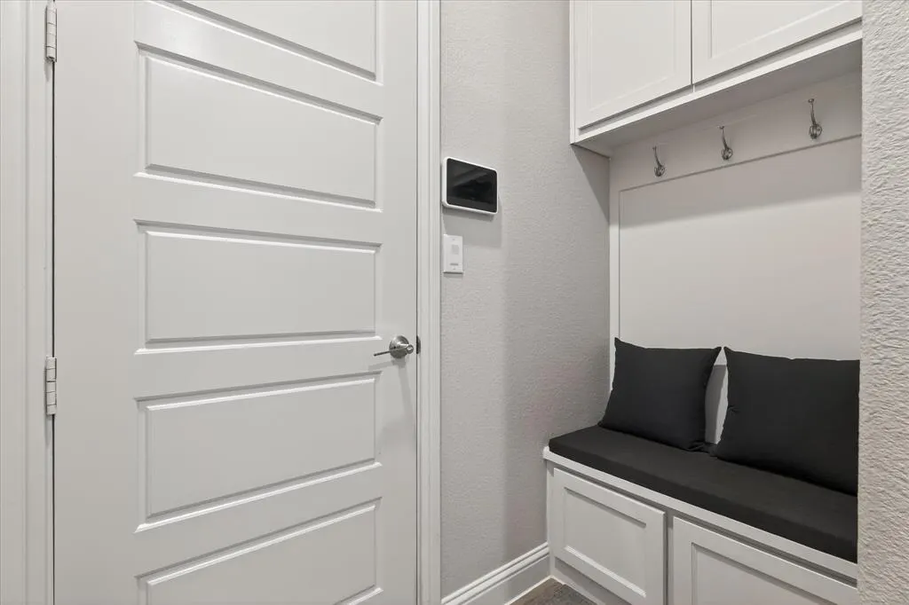 1724 Hollyhock Drive