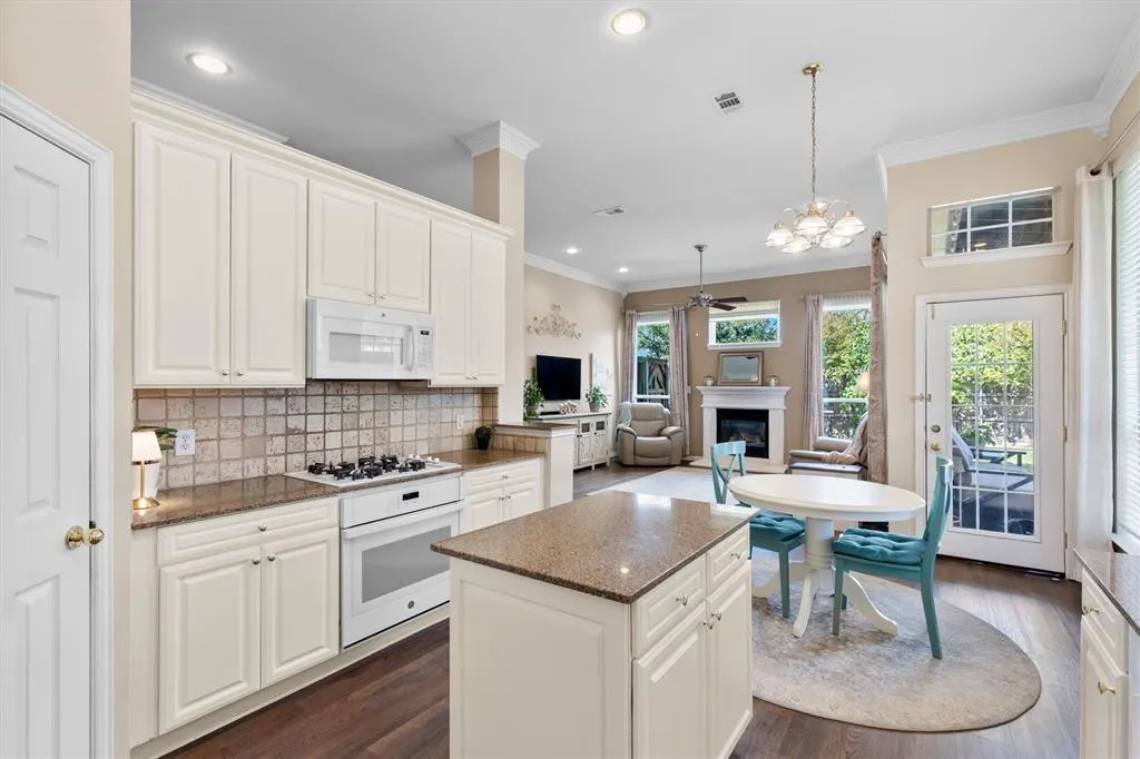 4280 Armistice Drive