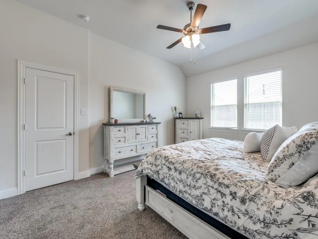 10912 Canyon Mine Drive