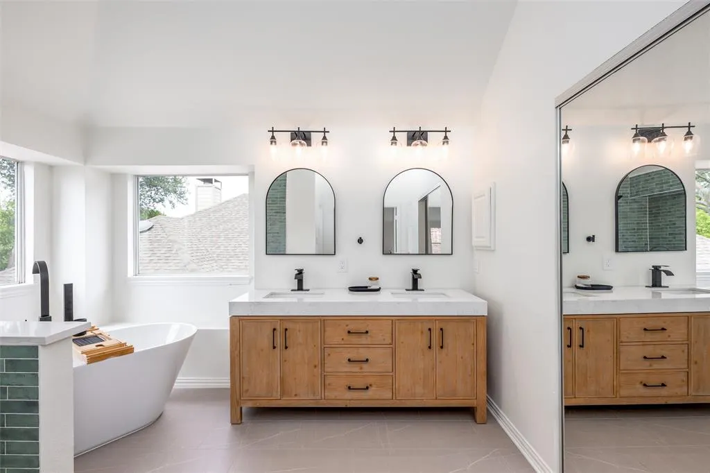 5224 Briarwood Drive