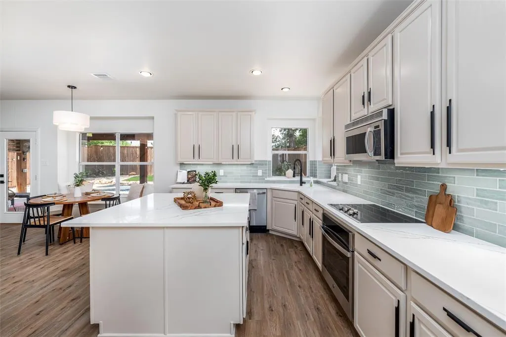 5224 Briarwood Drive