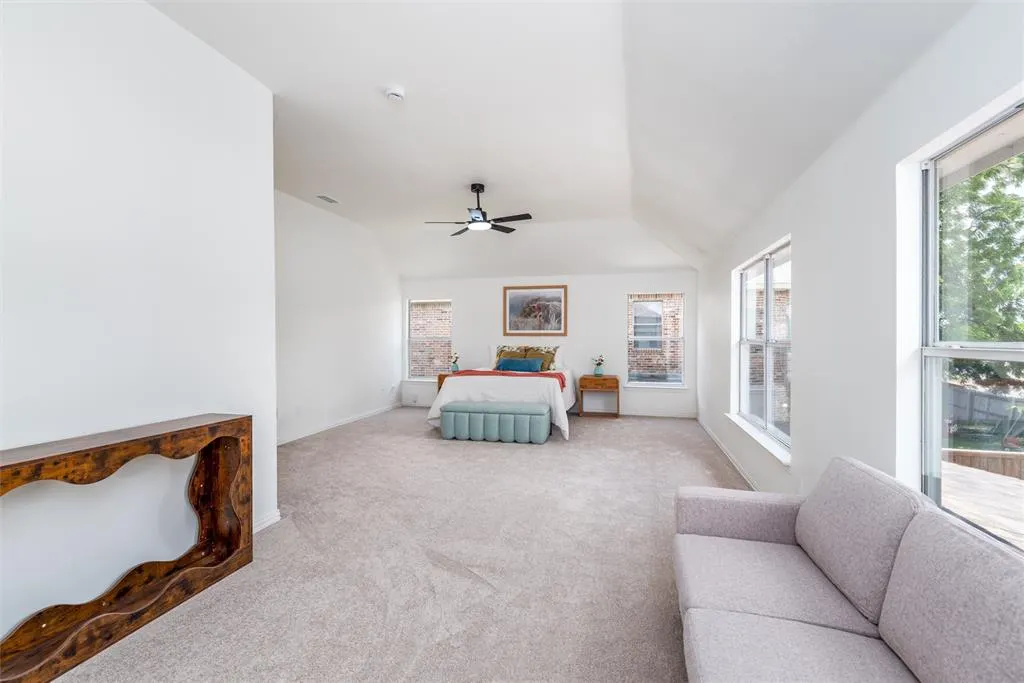 5224 Briarwood Drive