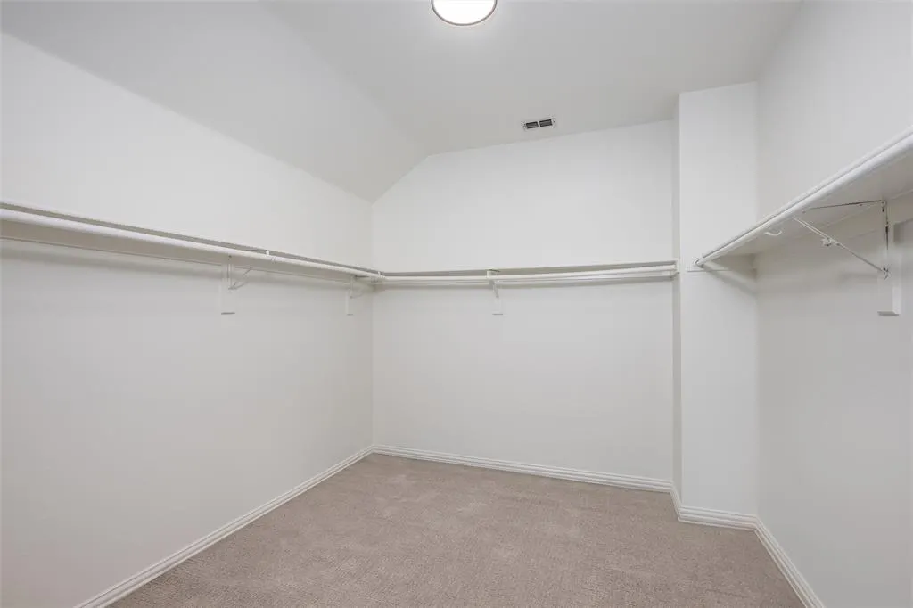 5224 Briarwood Drive