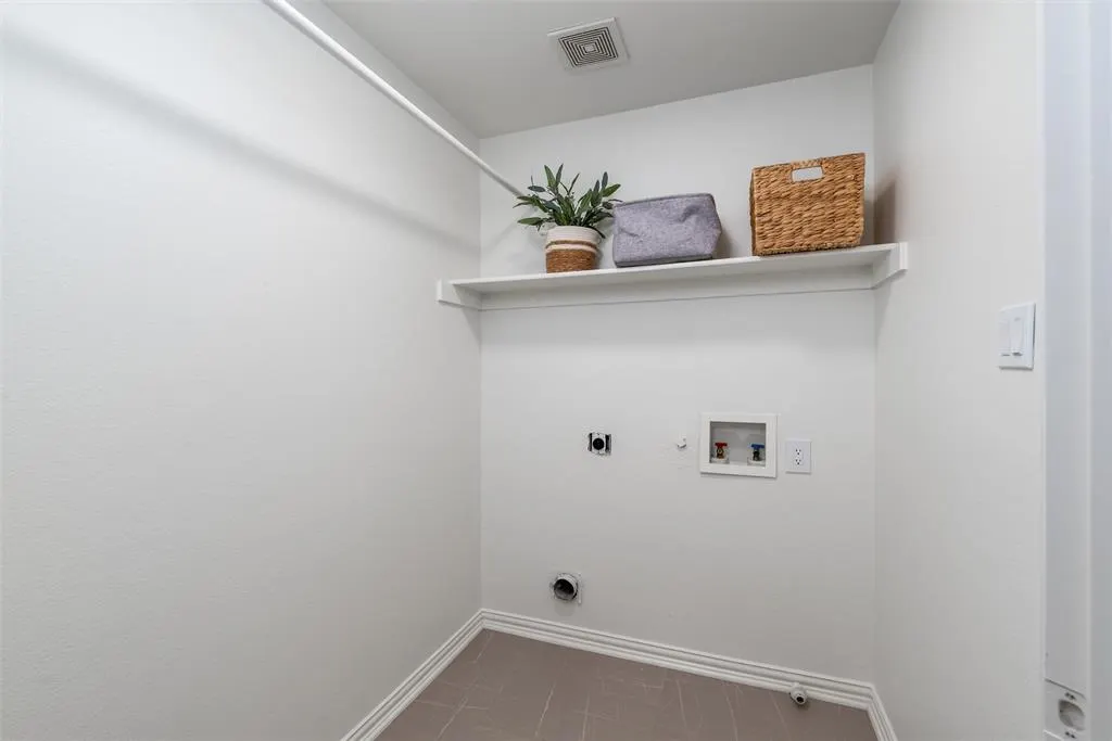 5224 Briarwood Drive