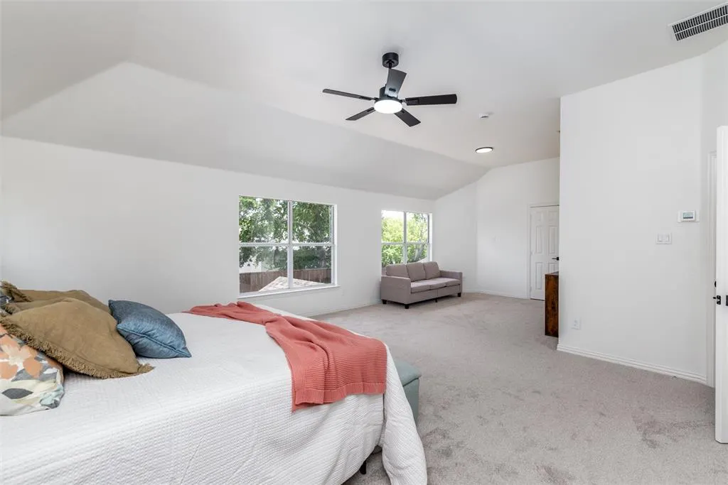 5224 Briarwood Drive