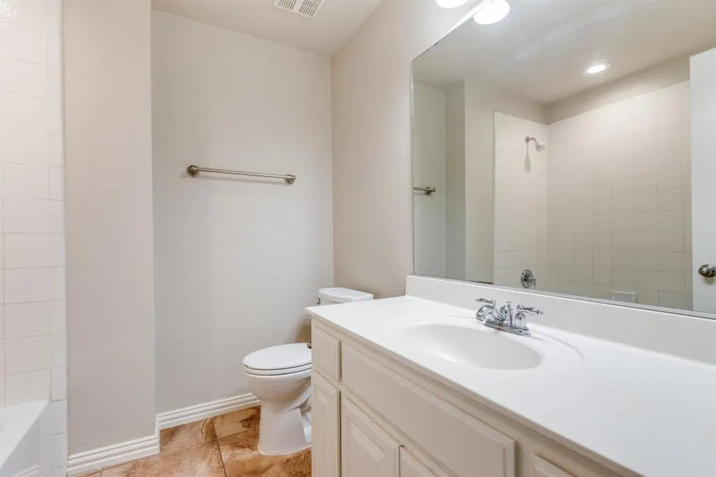 6723 LEE MEADOW Drive