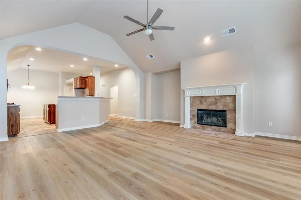 6723 LEE MEADOW Drive