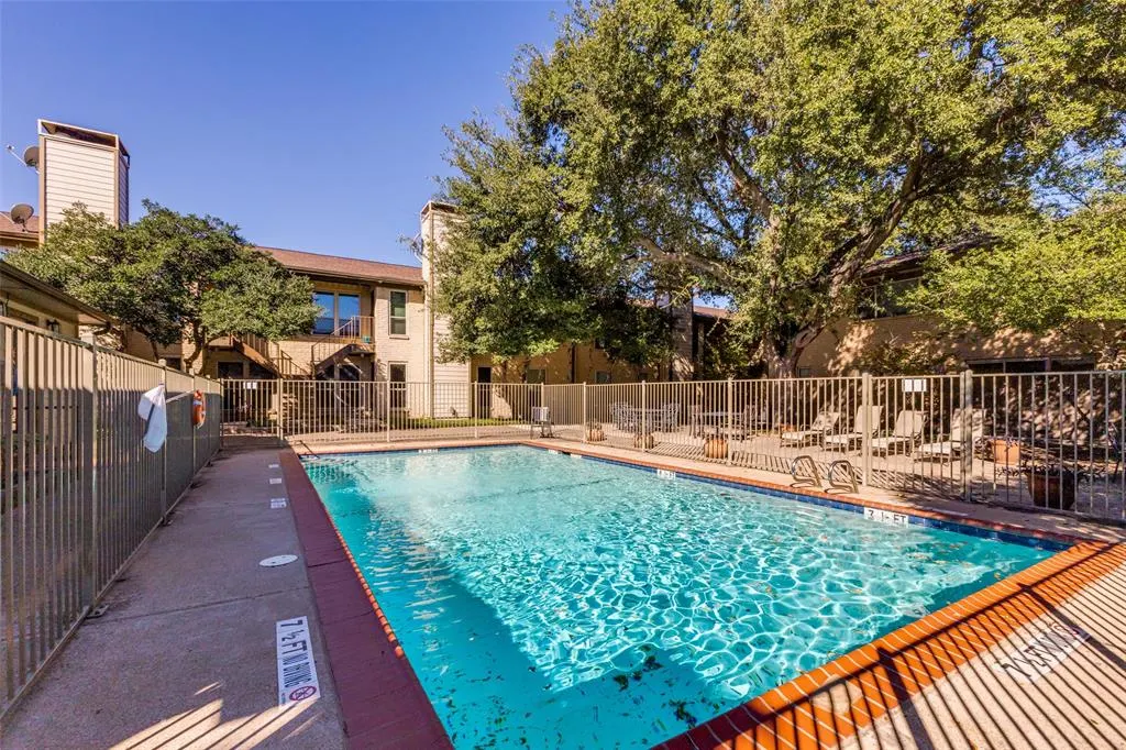 10650 Steppington Drive, #124