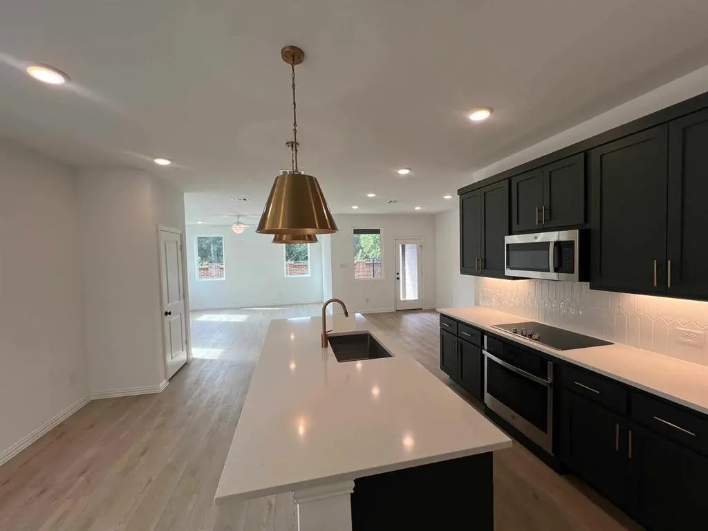 2637 Lost Maples Lane