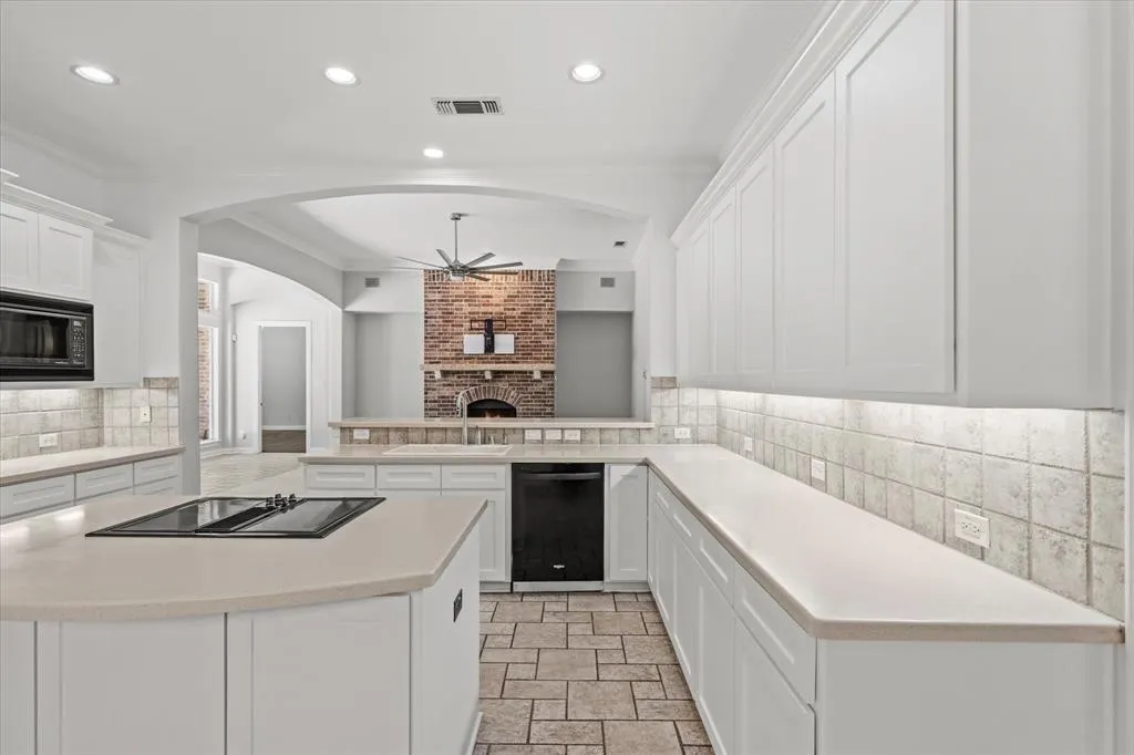 6089 Dripping Springs Drive