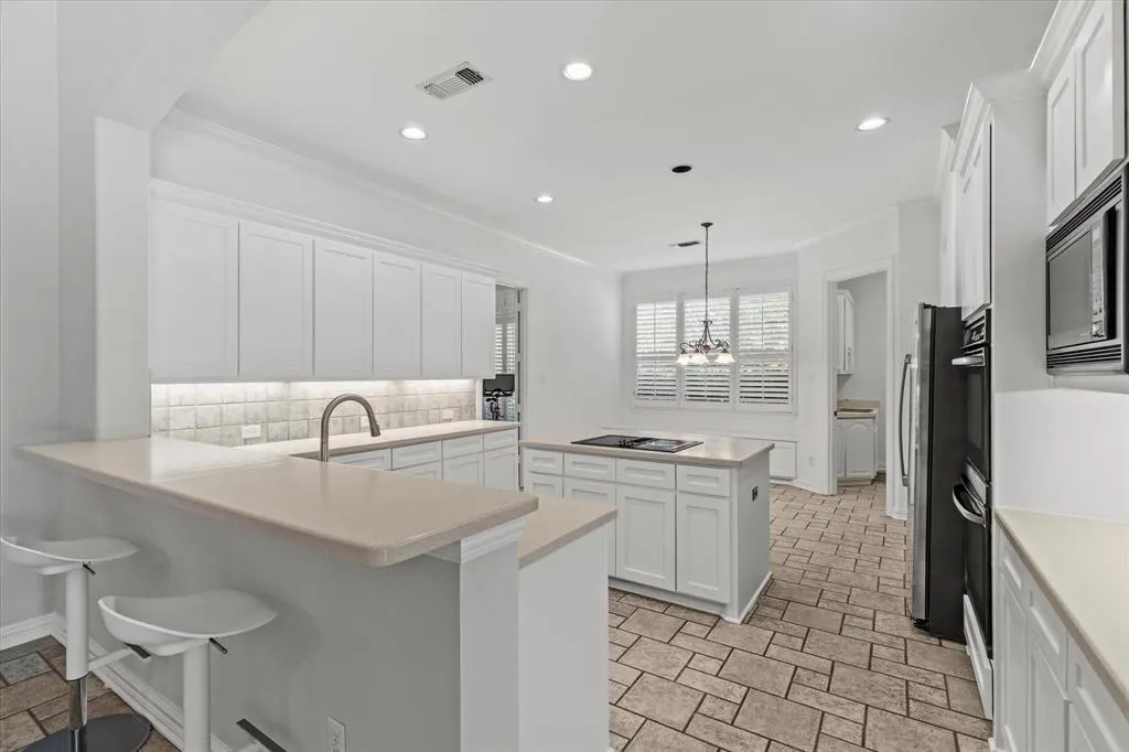 6089 Dripping Springs Drive