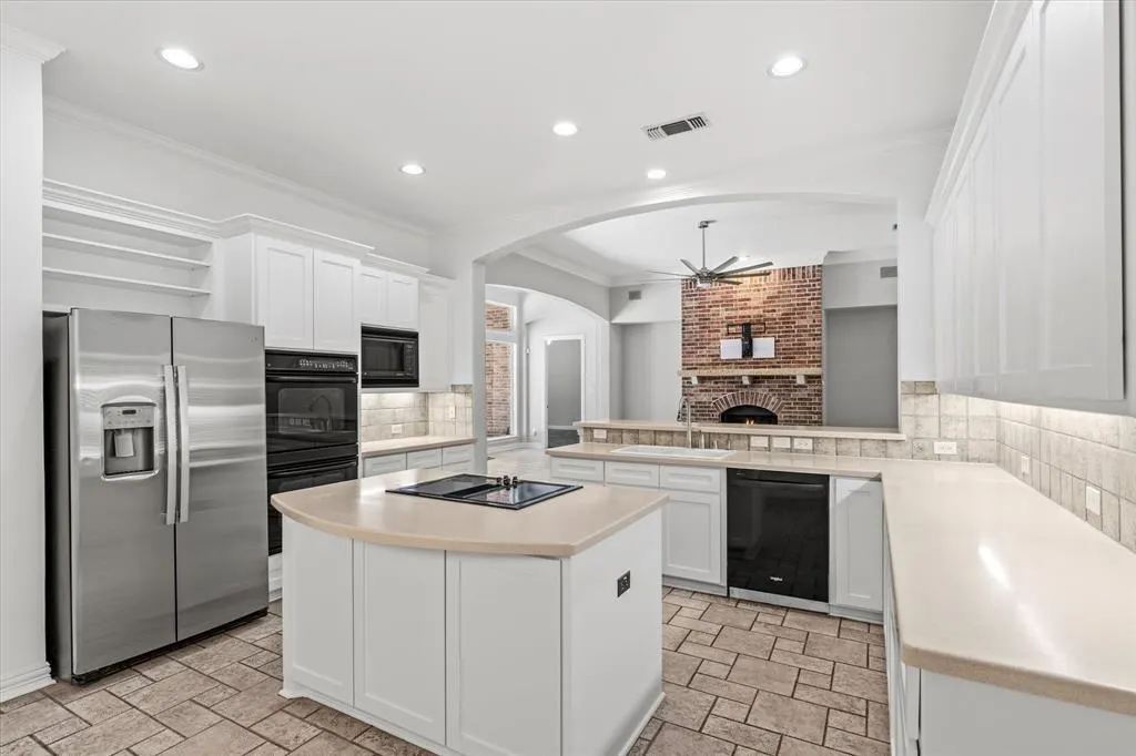 6089 Dripping Springs Drive