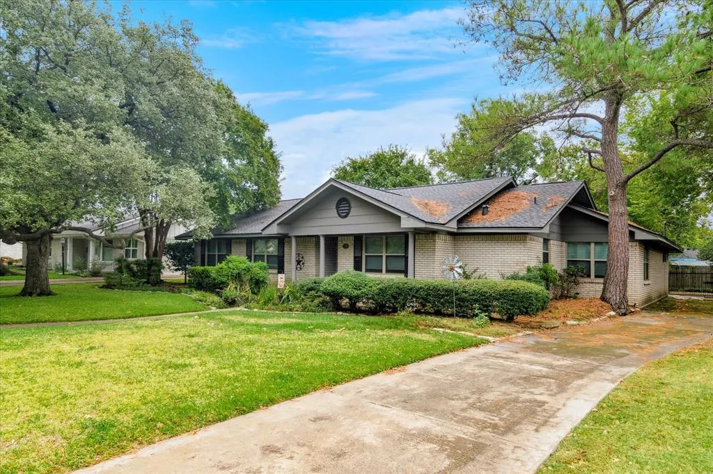 3342 Whitehall Drive