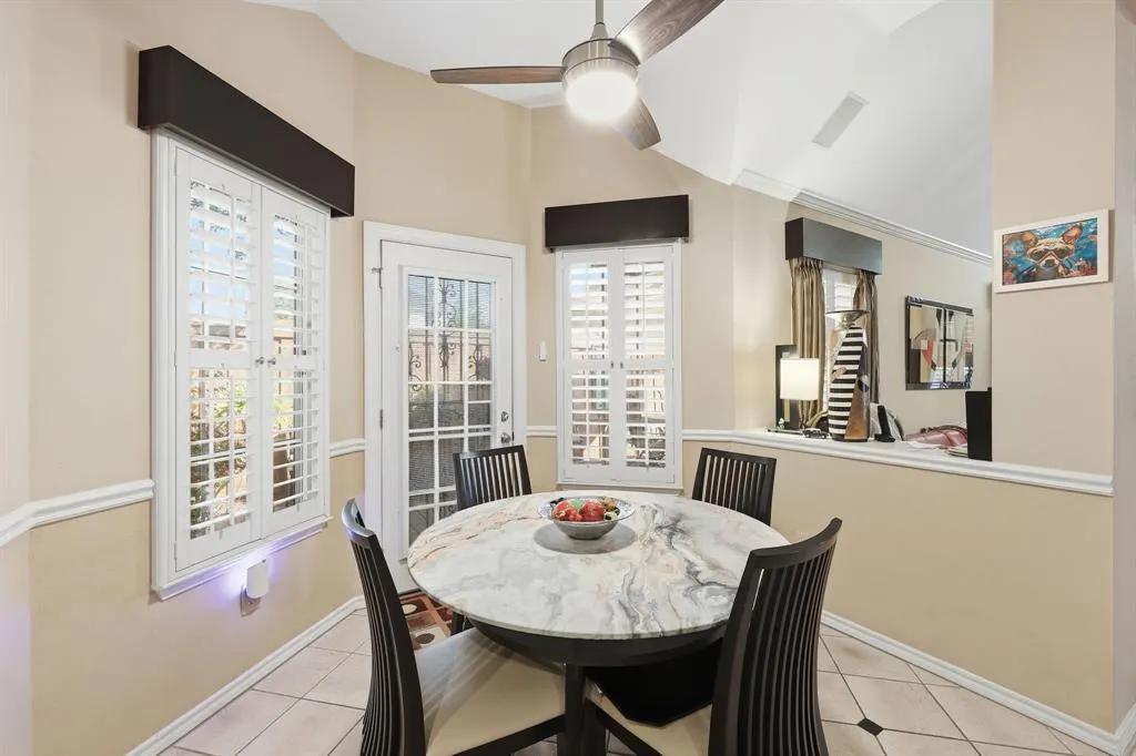 4256 Peppermill Lane