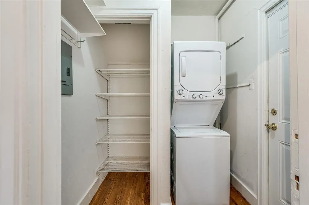 4012 Prescott Avenue