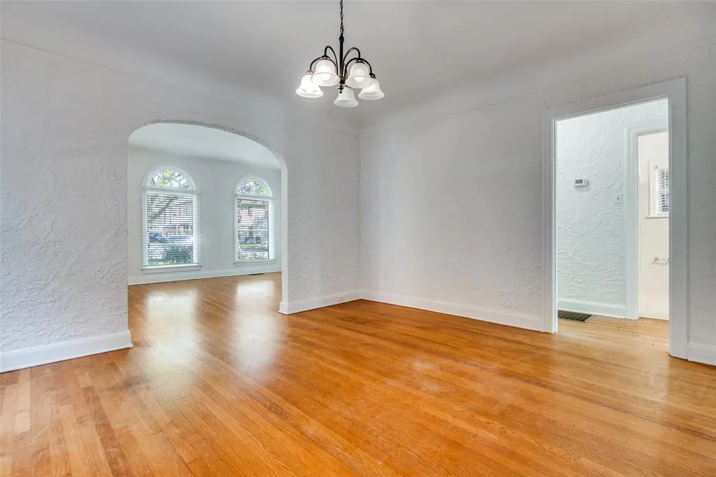 4012 Prescott Avenue