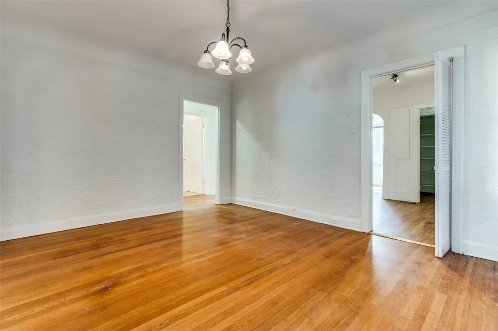 4012 Prescott Avenue