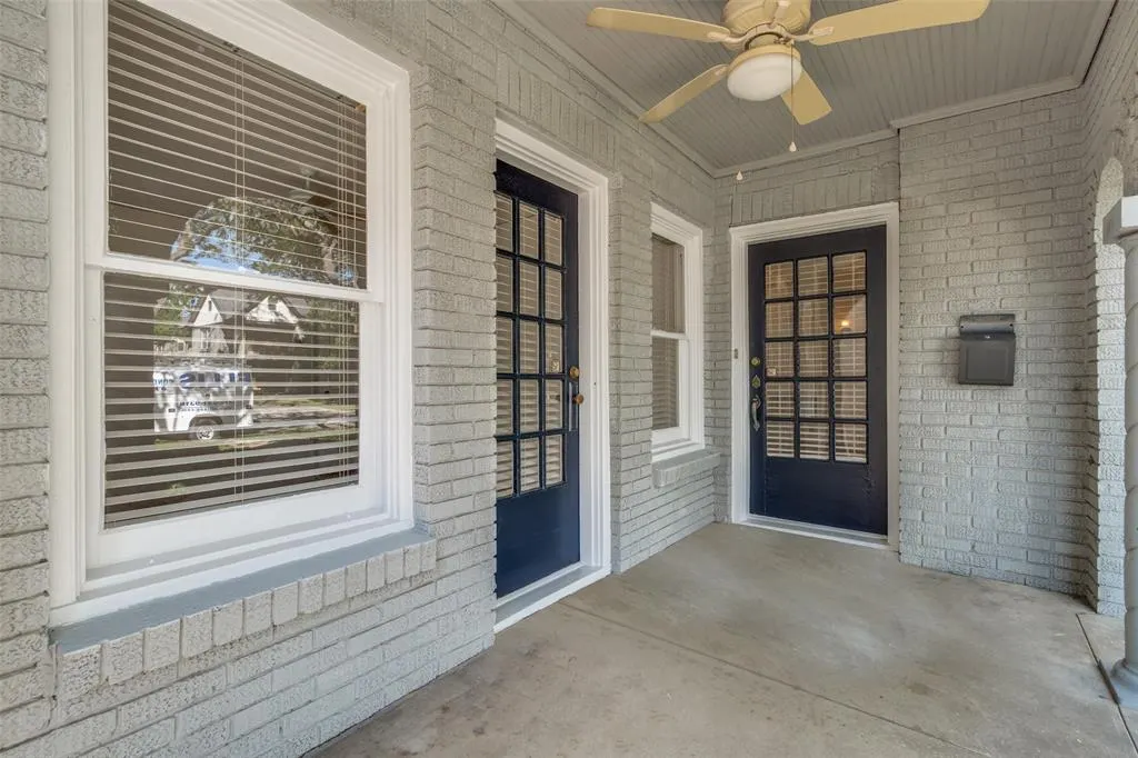 4012 Prescott Avenue