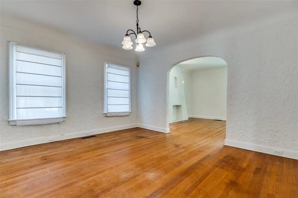 4012 Prescott Avenue