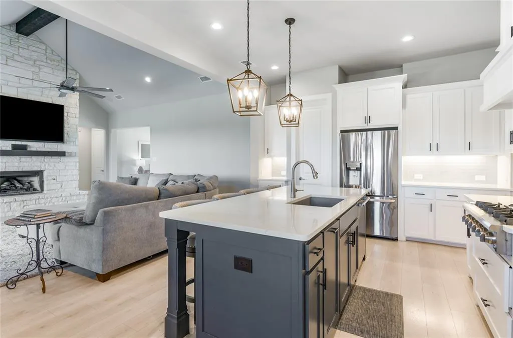 9831 County Road 128