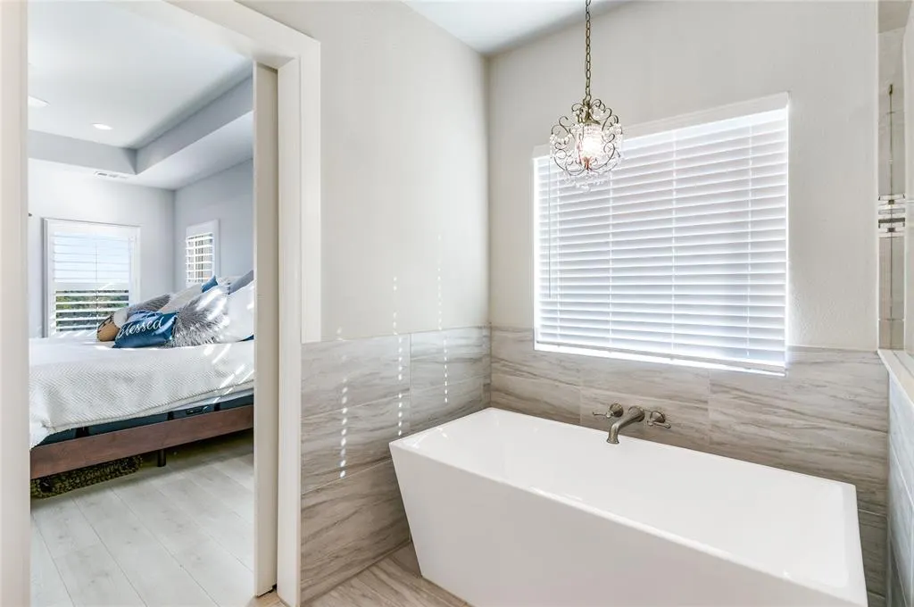 9831 County Road 128