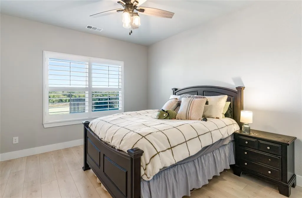 9831 County Road 128