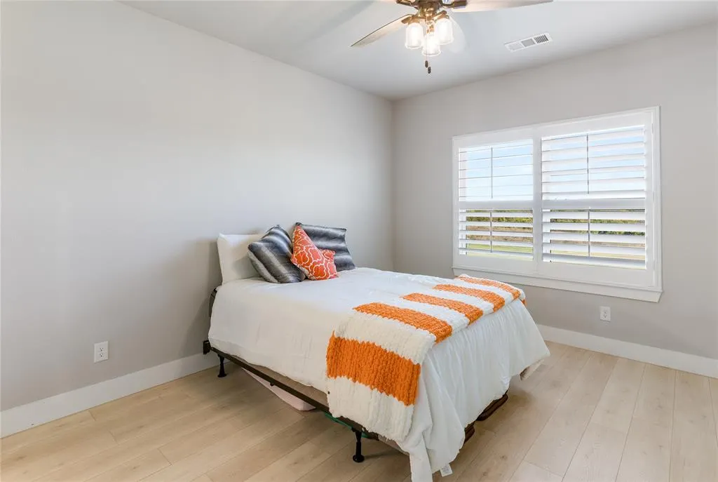 9831 County Road 128