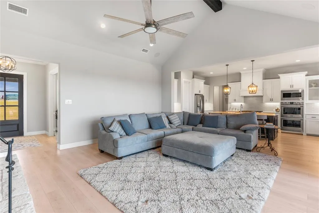 9831 County Road 128