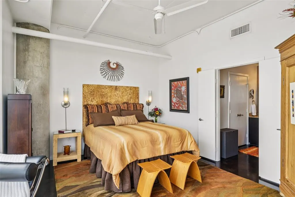 1001 Belleview Street, #708