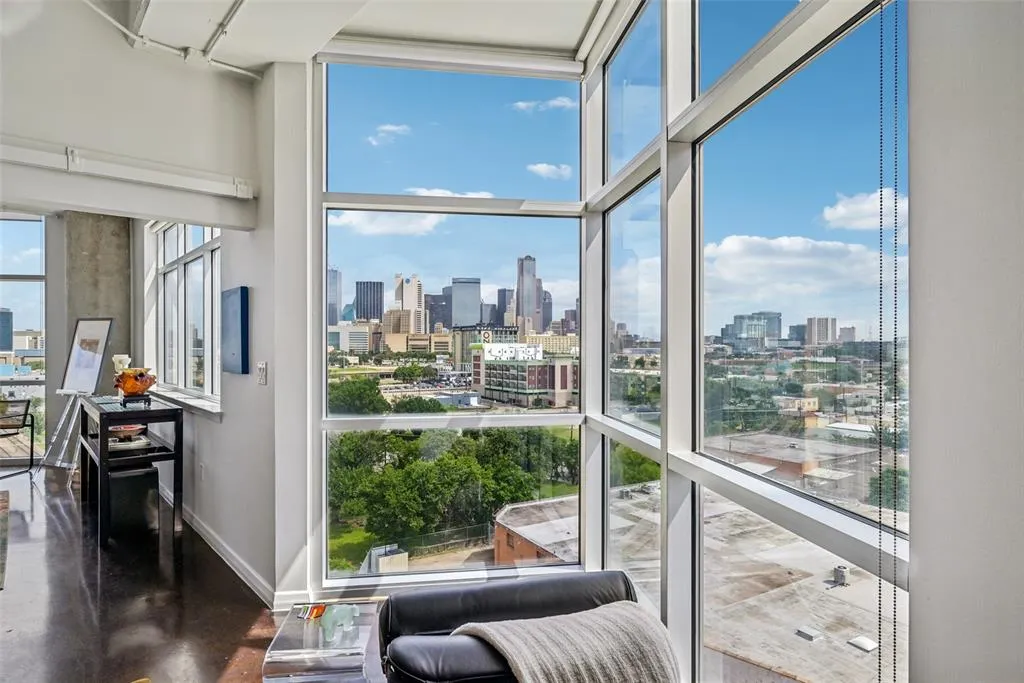 1001 Belleview Street, #708