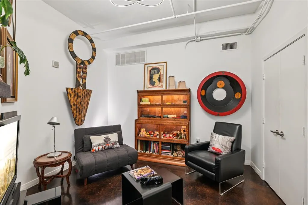 1001 Belleview Street, #708