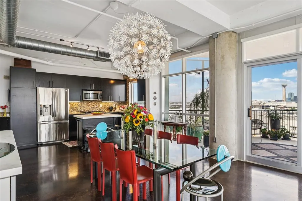 1001 Belleview Street, #708