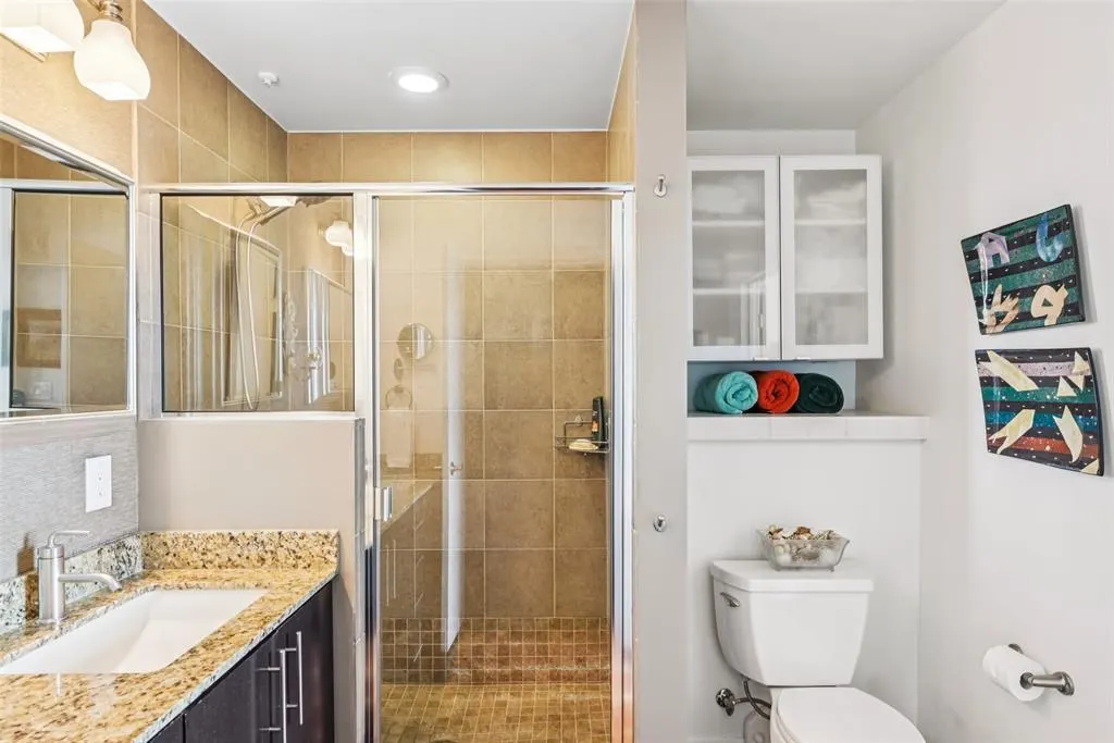 1001 Belleview Street, #708