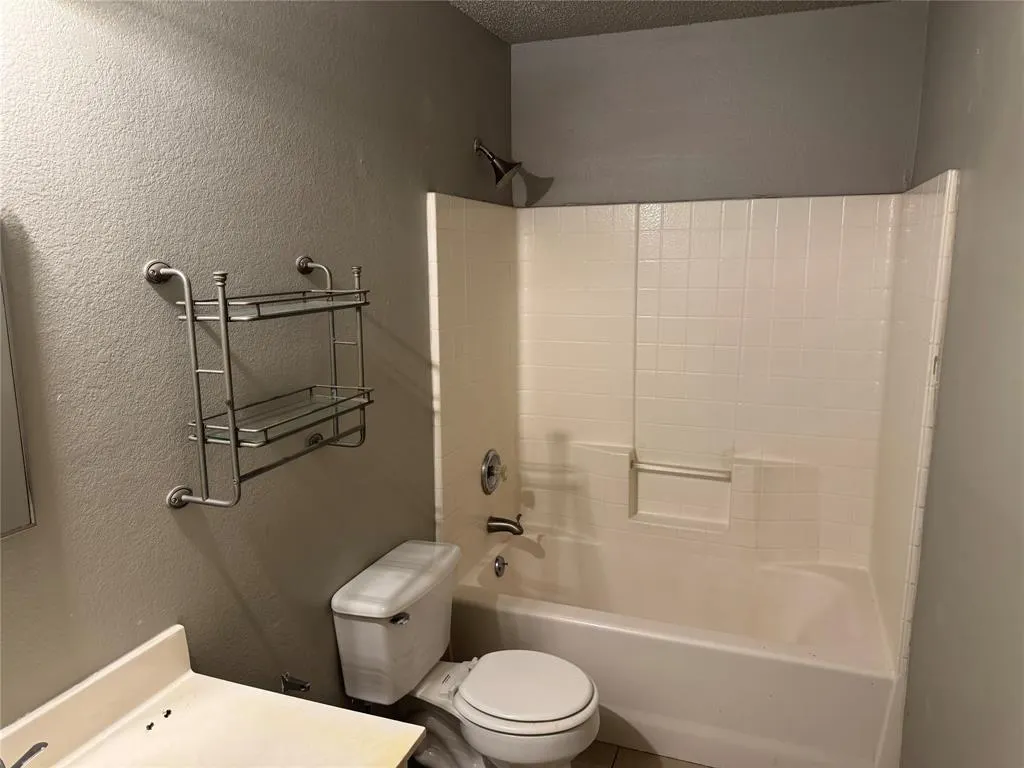 4612 Bellcrest Drive