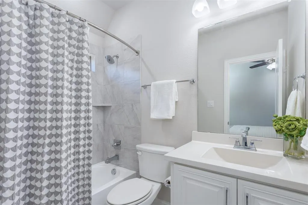 8805 Abbington Place