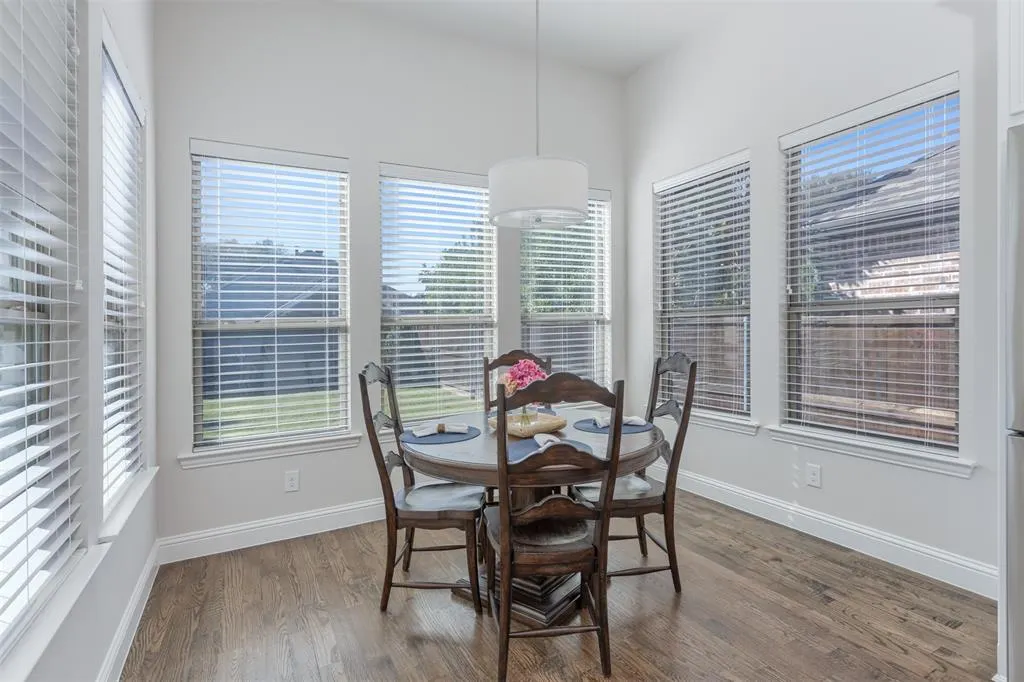 8805 Abbington Place