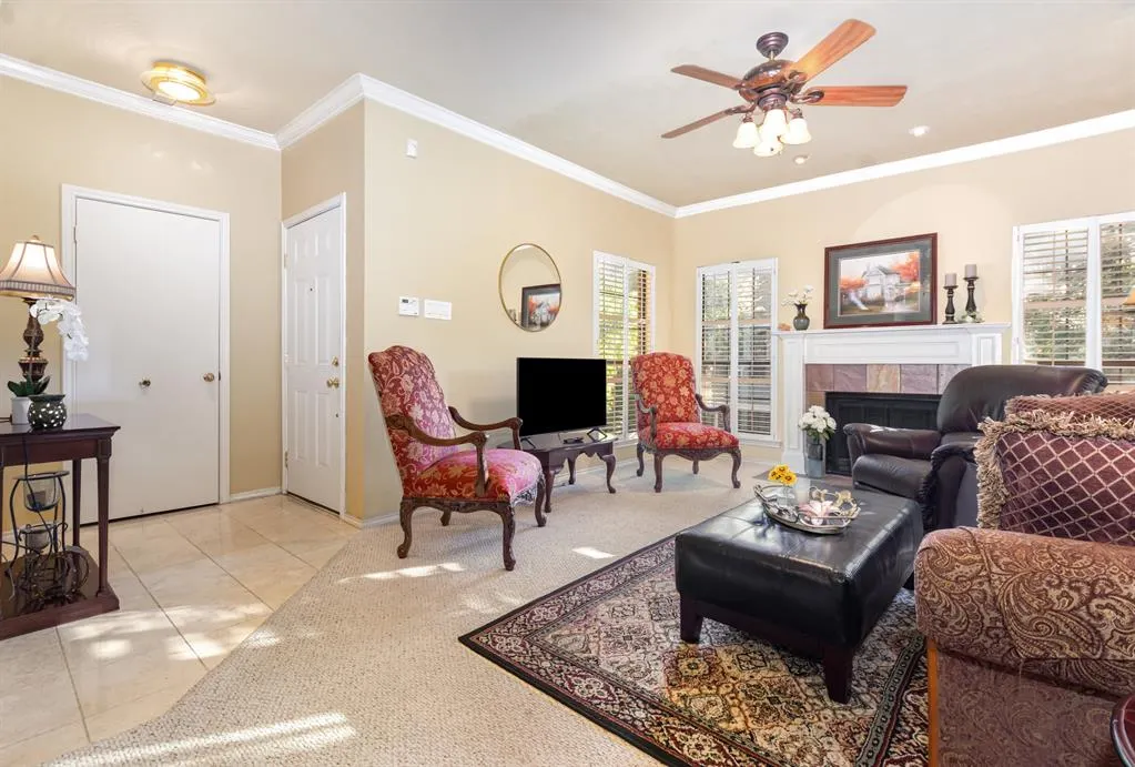 5859 Frankford Road, #802