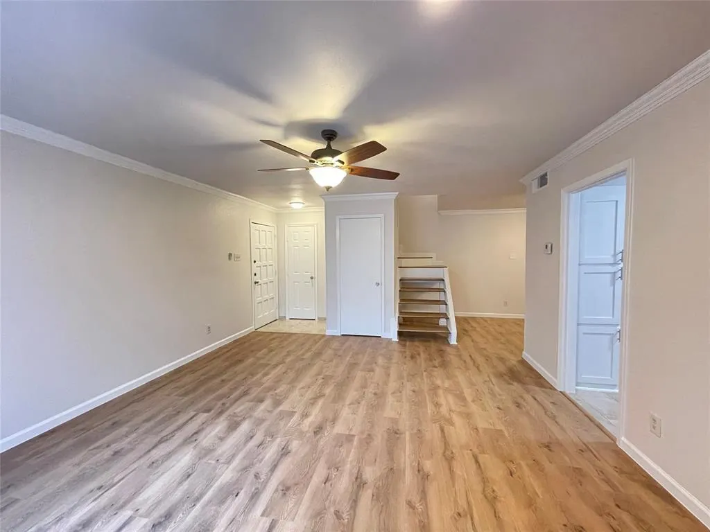 336 Melrose Drive, #5C