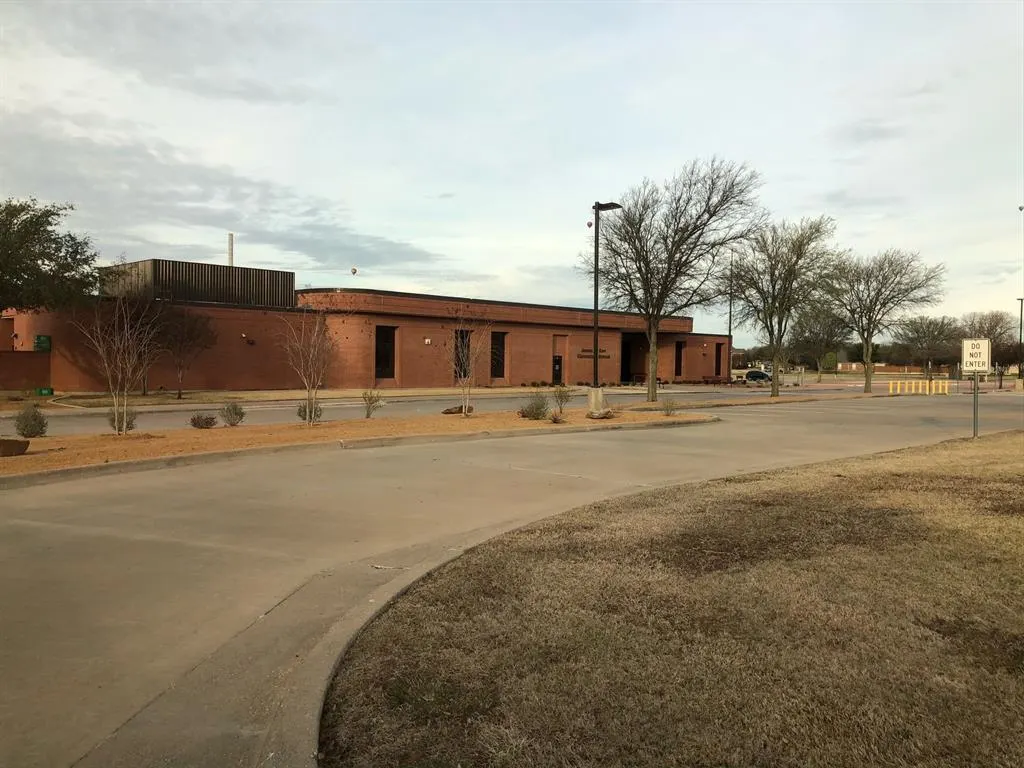 1404 Sunderland Court