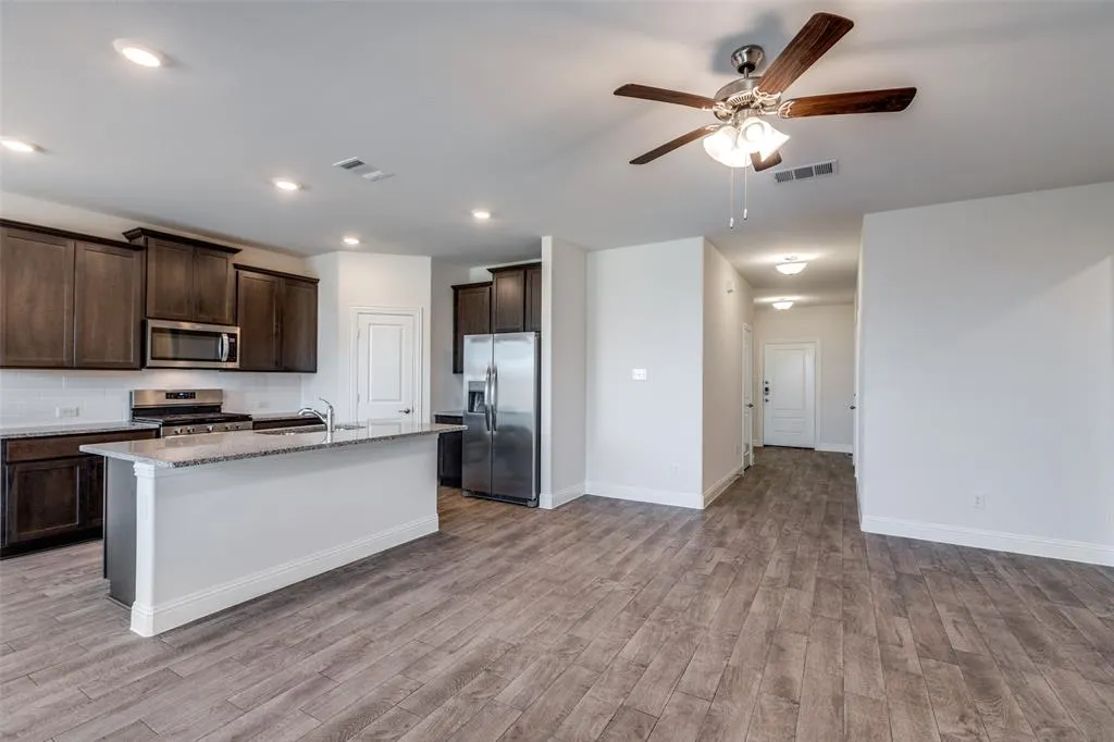 10909 Los Alamos Drive