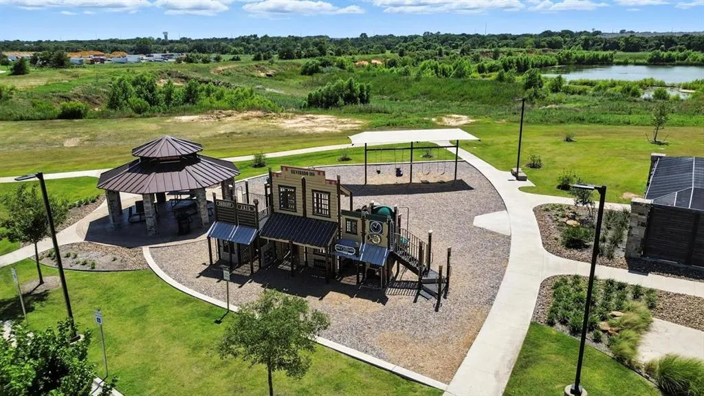 10909 Los Alamos Drive