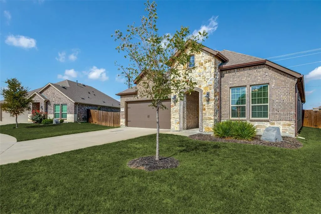 10909 Los Alamos Drive