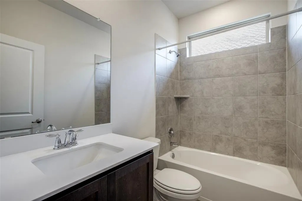 10909 Los Alamos Drive