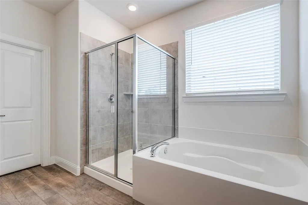 10909 Los Alamos Drive