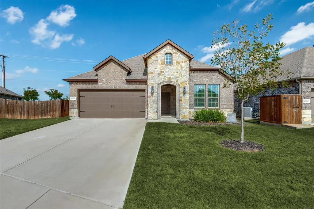 10909 Los Alamos Drive